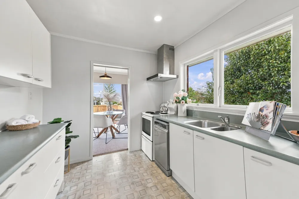 Photos of 1/5 Gordon Avenue