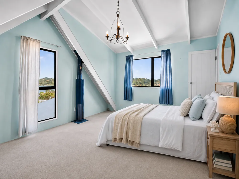 Photos of 15 Huia Street