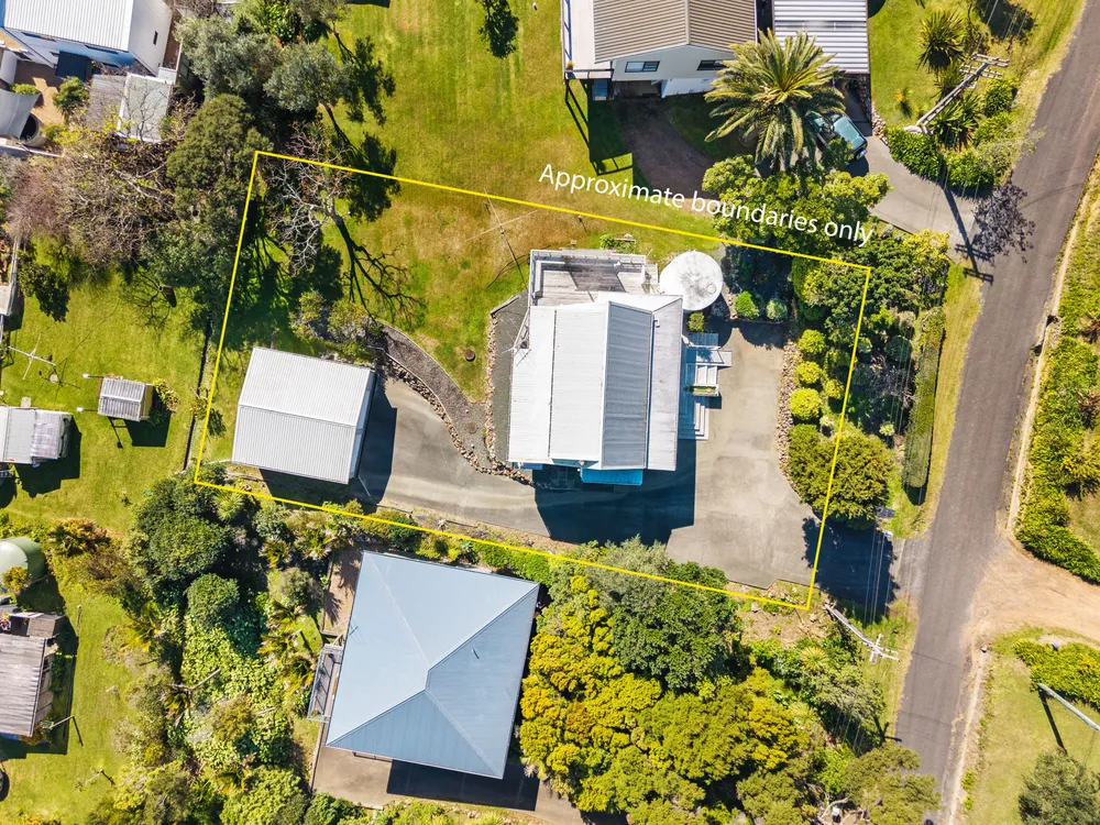 Photos of 15 Huia Street