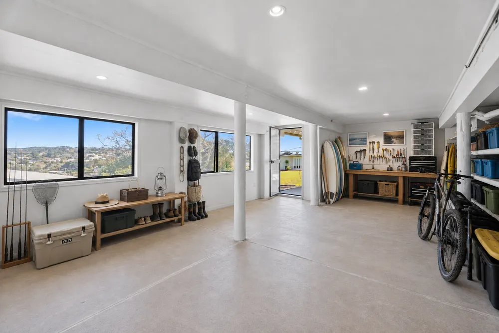 Photos of 15 Huia Street