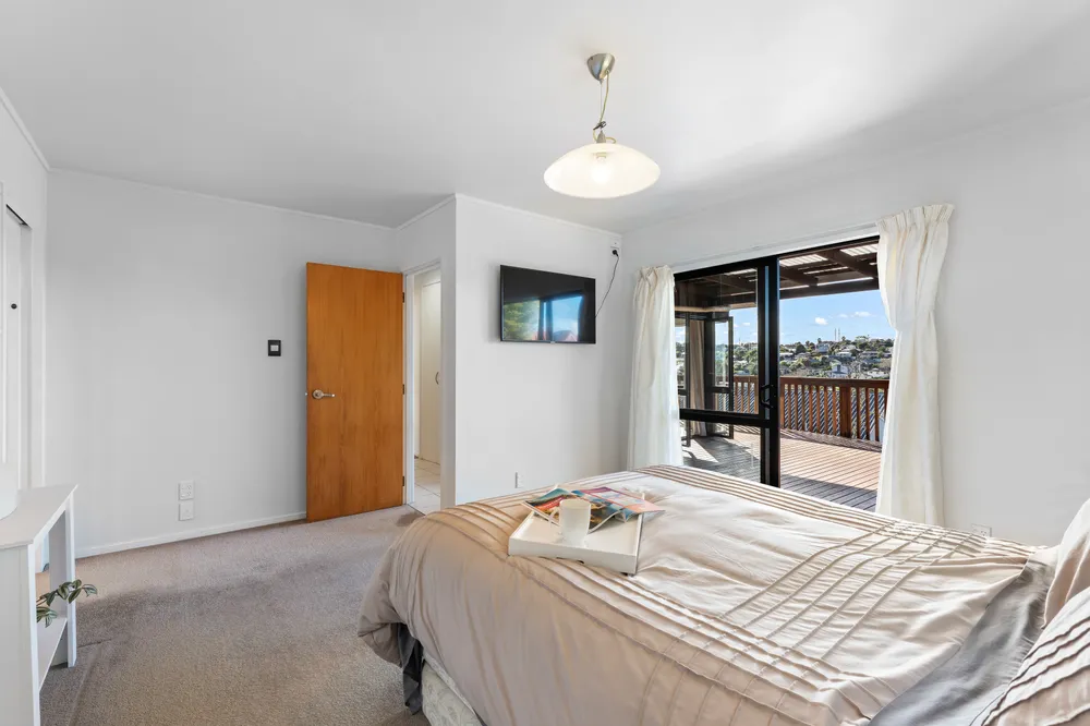 Photos of 10 Camilla Grove