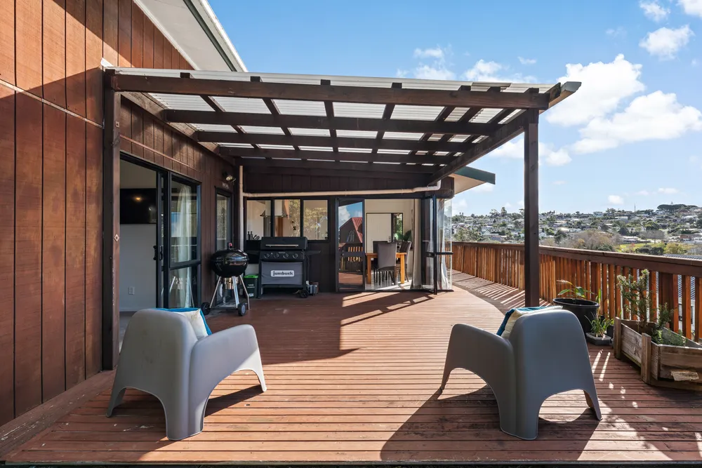 Photos of 10 Camilla Grove