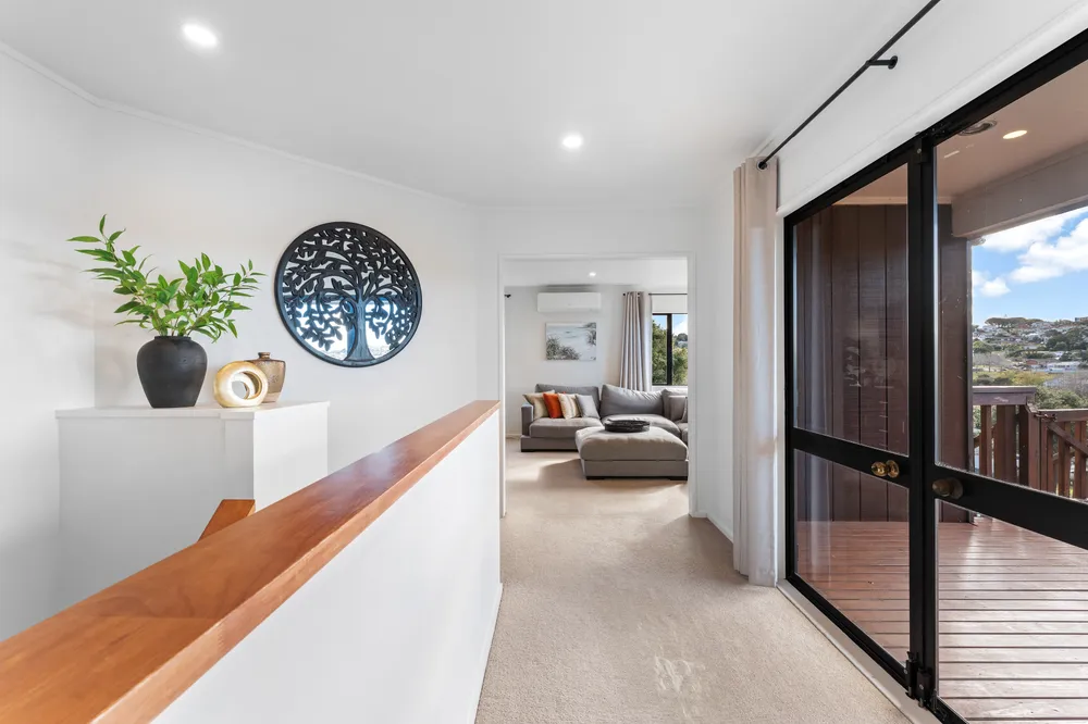 Photos of 10 Camilla Grove