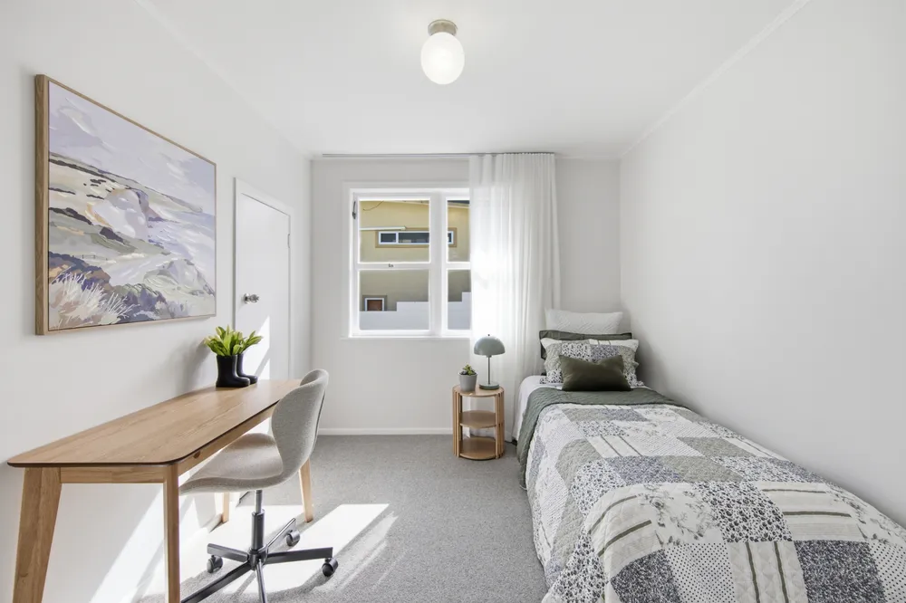 Photos of 27 Hillview Avenue