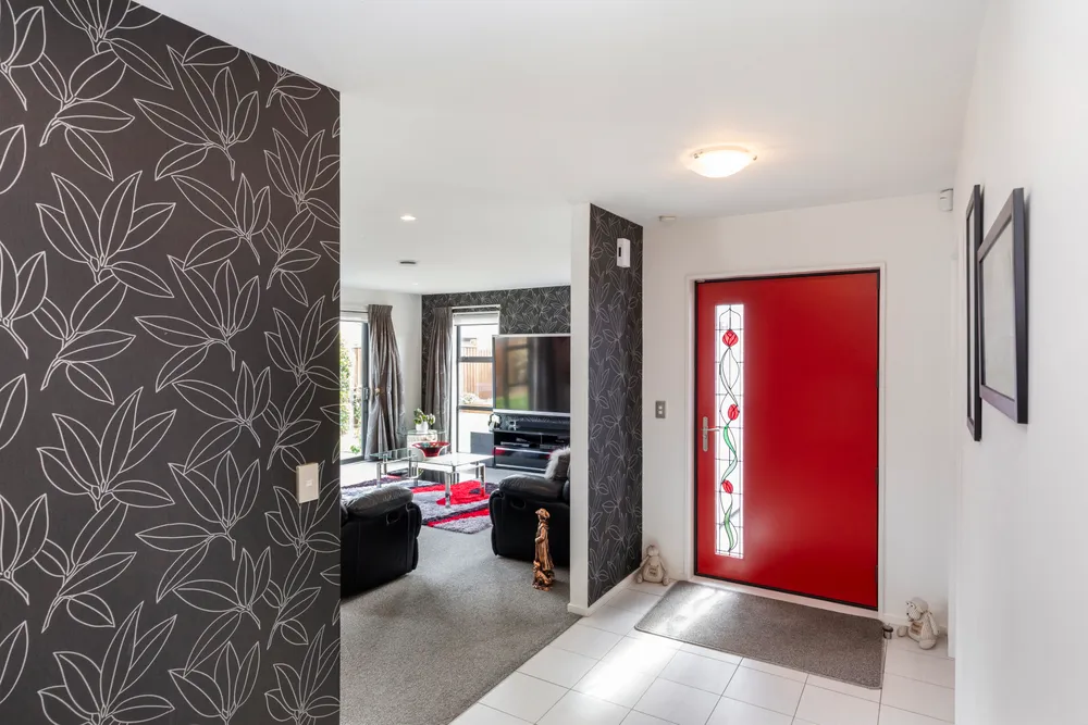 Photos of 37 Little Oaks Drive