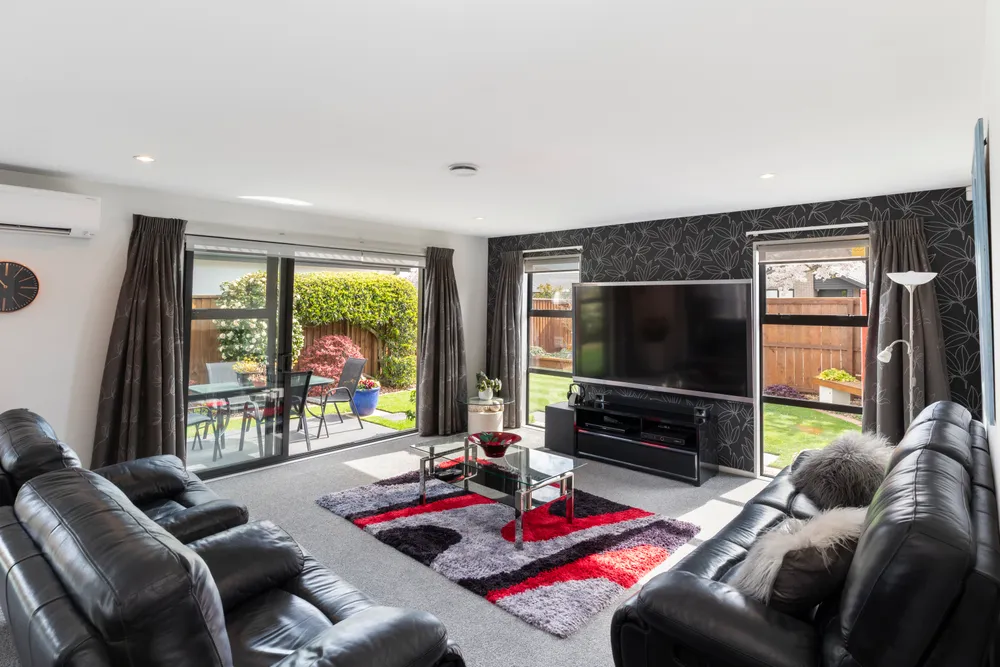 Photos of 37 Little Oaks Drive