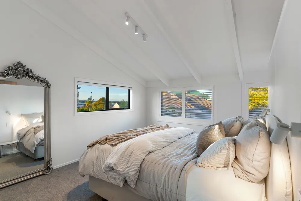 Photos of 112 St Stephens Avenue
