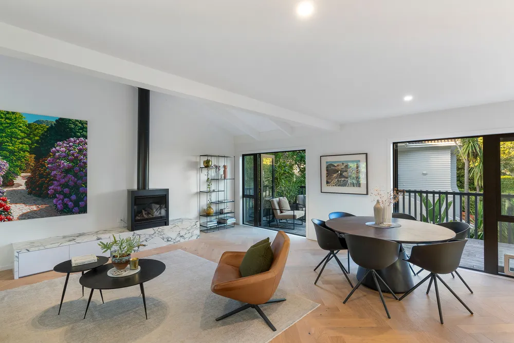 Photos of 112 St Stephens Avenue