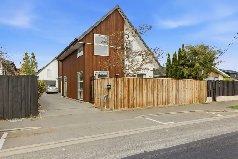 Photos of 132 Edgeware Road
