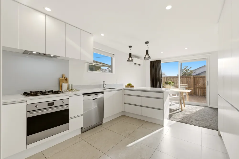 Photos of 132 Edgeware Road