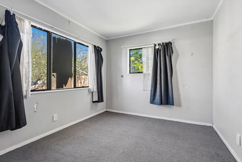 Photos of 48 Pukeroa Place