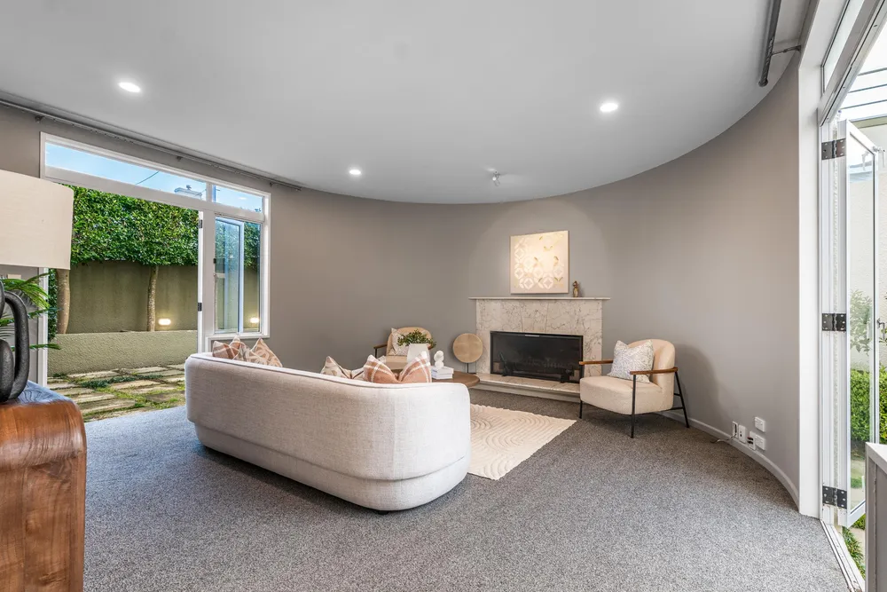 Photos of 3/71 Orakei Road