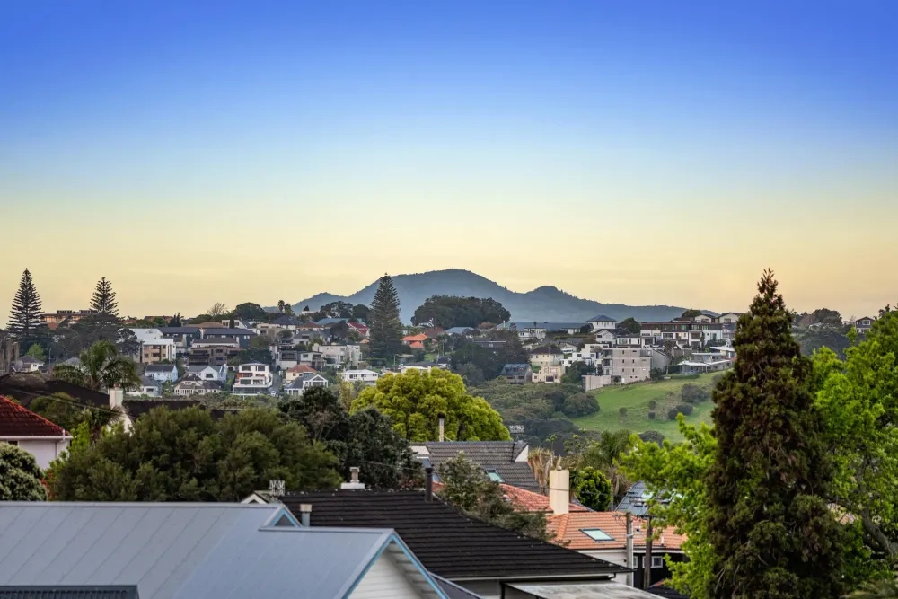 Photos of 3/71 Orakei Road