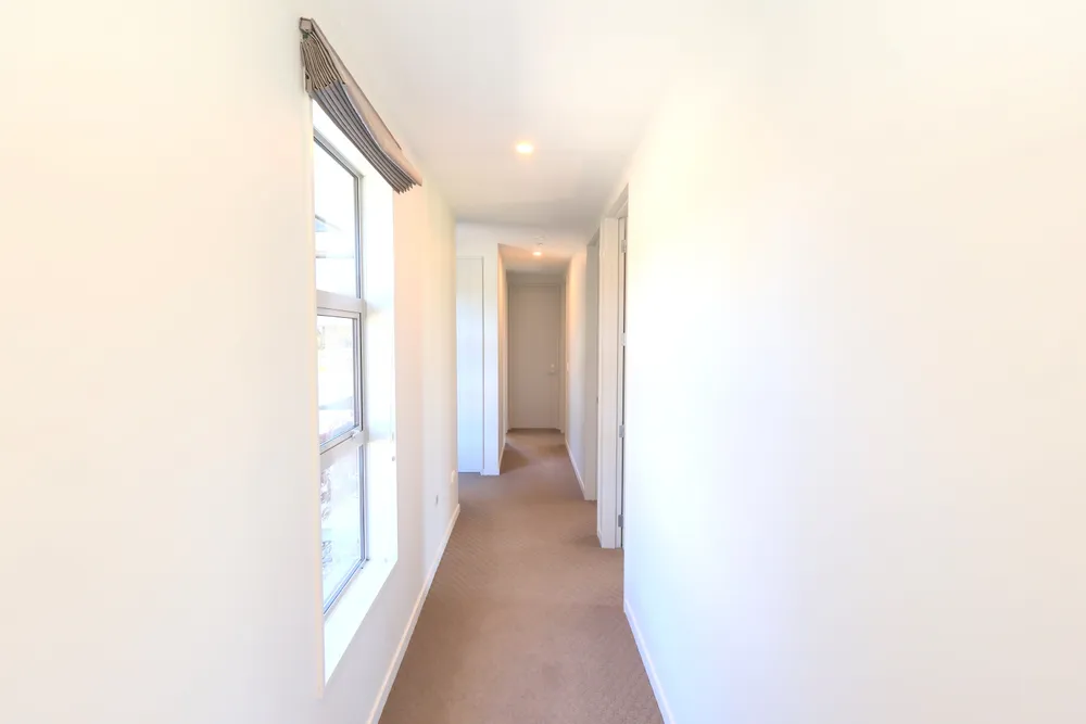 Photos of 225A Pomona Road East