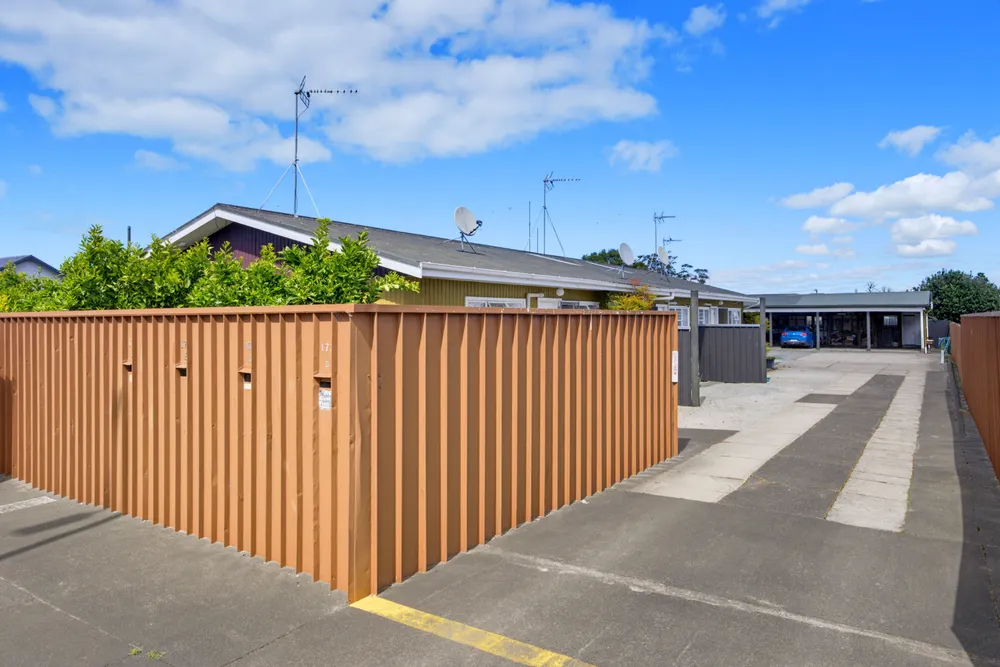 Photos of 172 Ormond Road