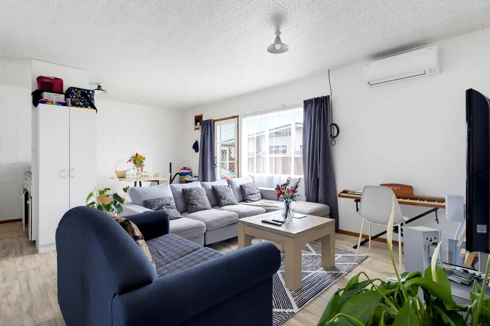 Photos of 172 Ormond Road