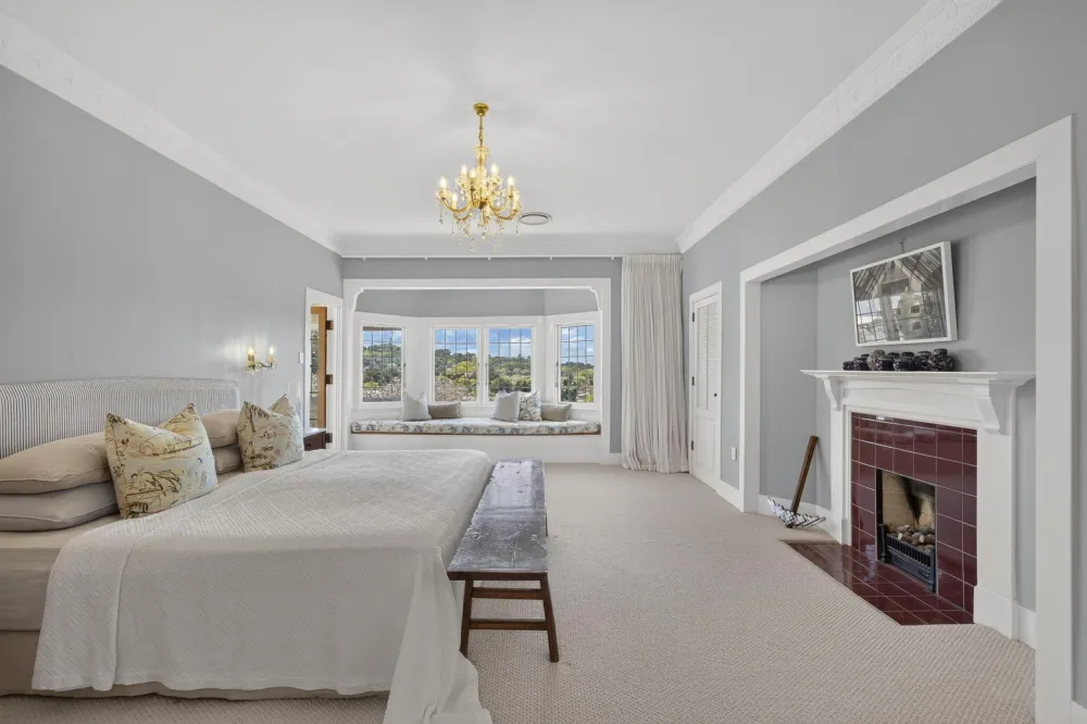 Photos of 9 Quentin Avenue