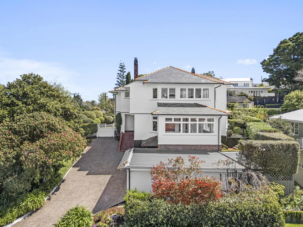 Photos of 9 Quentin Avenue