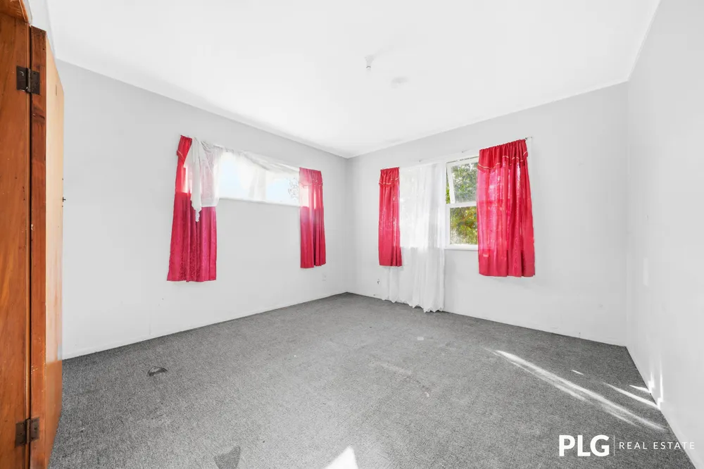 Photos of 156 Hall Avenue