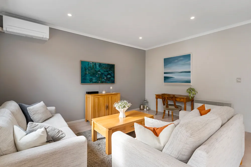 Photos of 2 Skylark Road