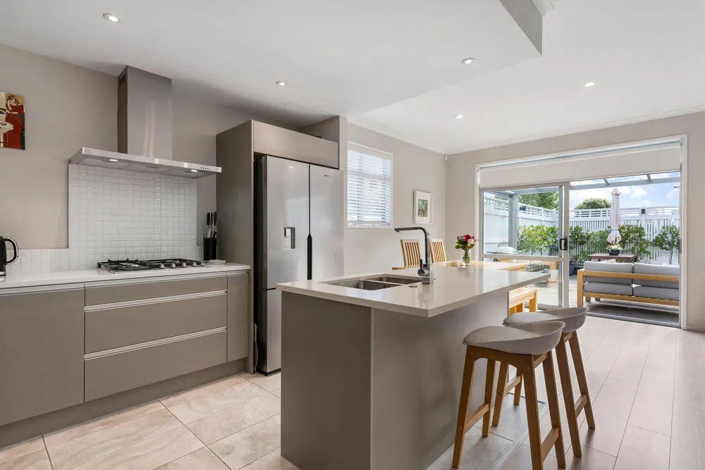 Photos of 2 Skylark Road