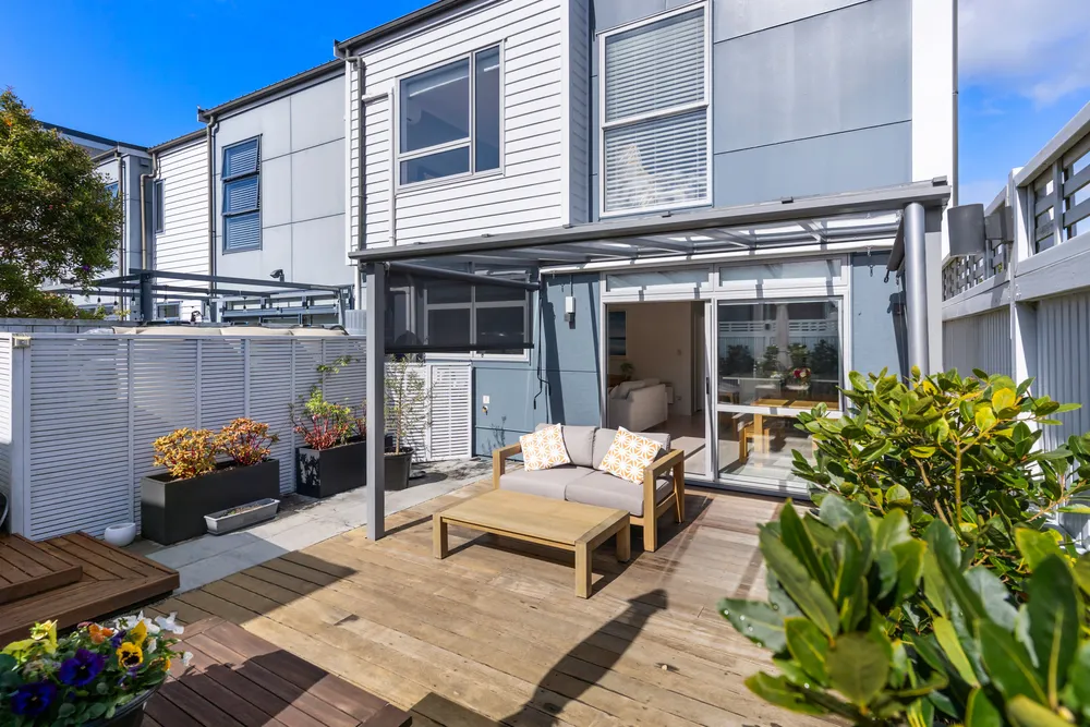 Photos of 2 Skylark Road