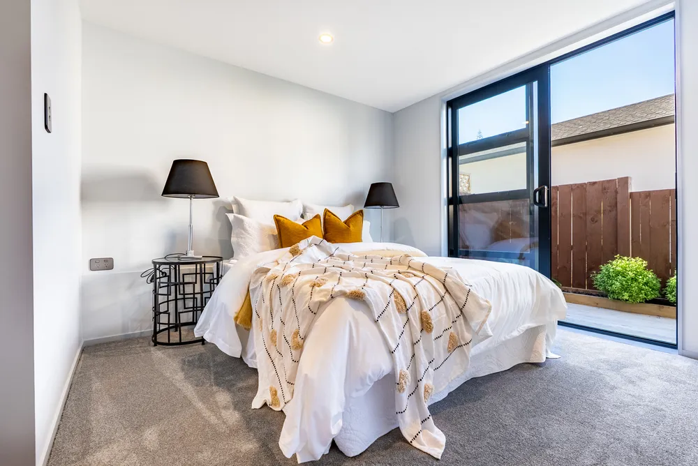 Photos of 33 Williamson Avenue