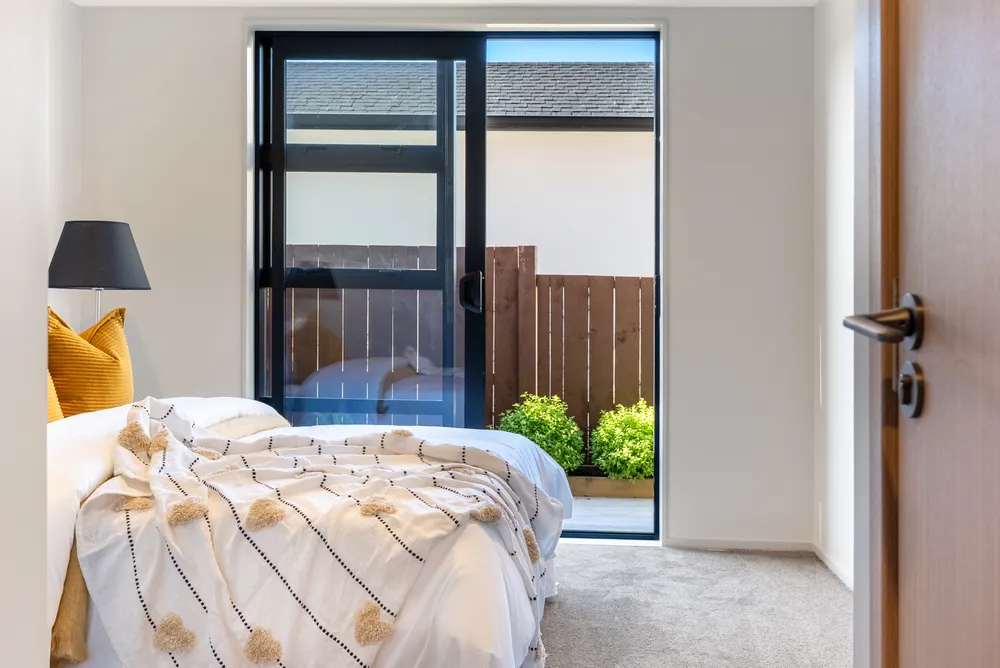 Photos of 33 Williamson Avenue