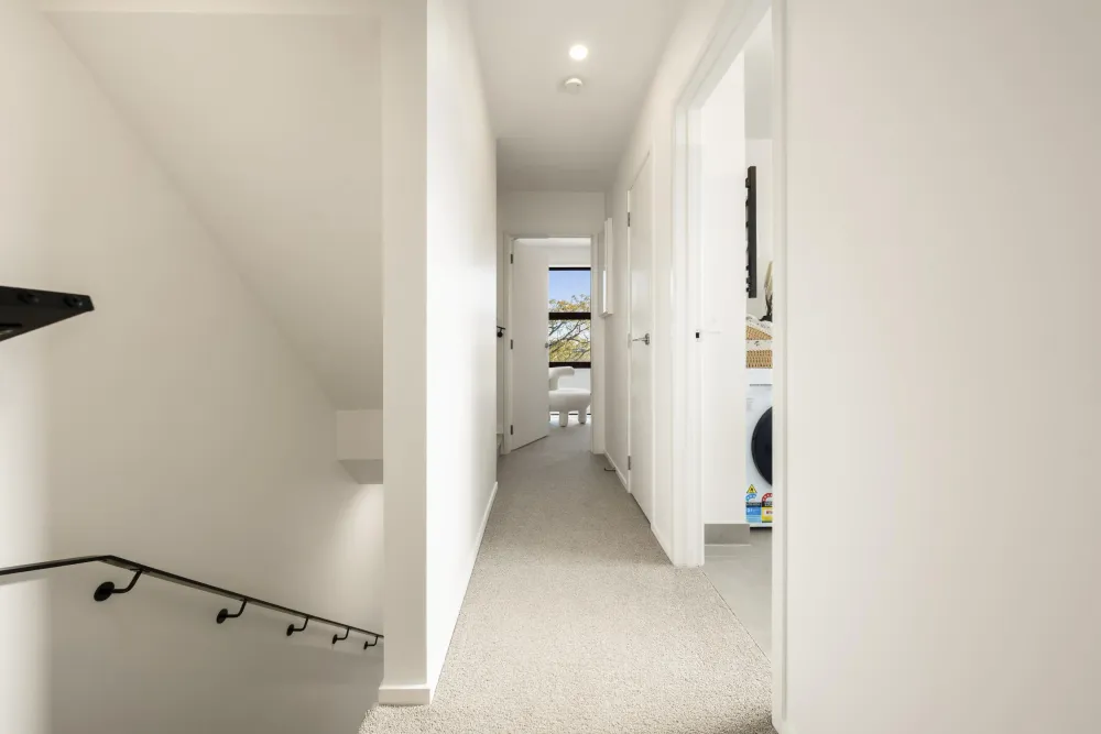 Photos of 61B Freeland Avenue