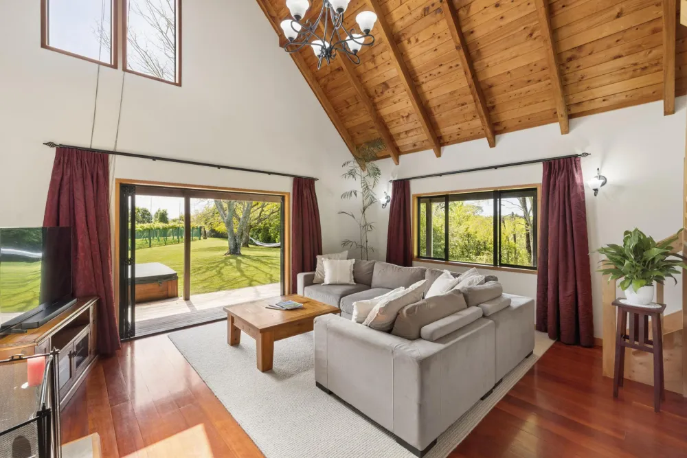 Photos of 96D Jensen Road