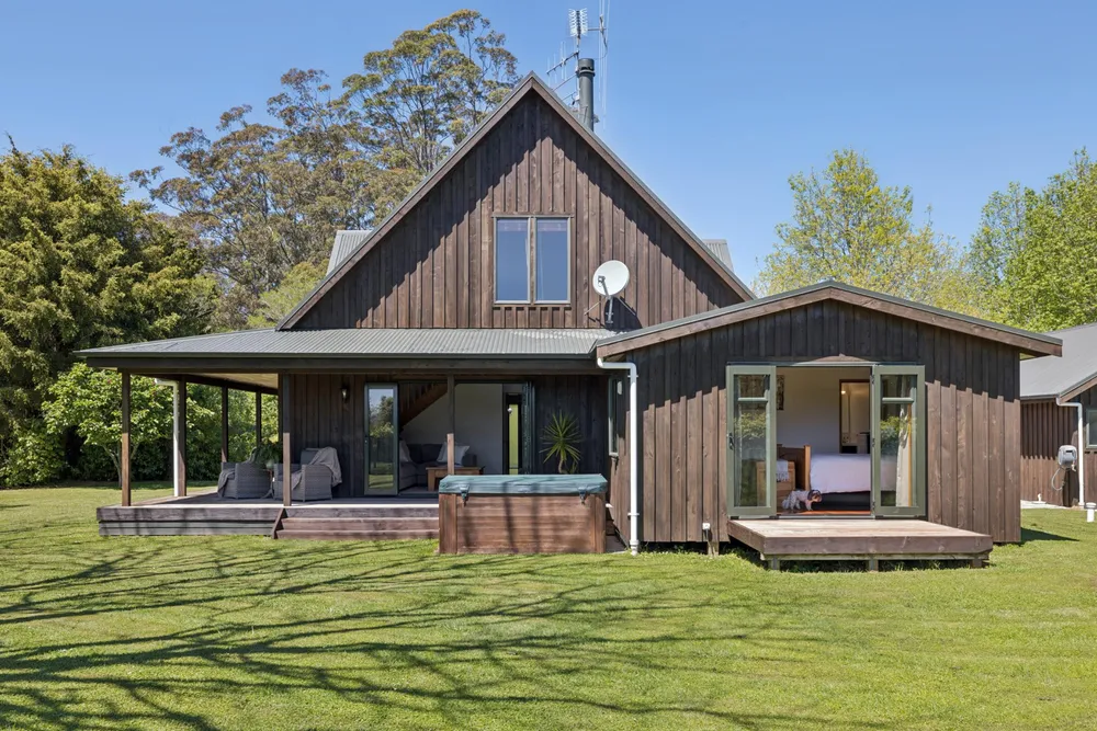 Photos of 96D Jensen Road