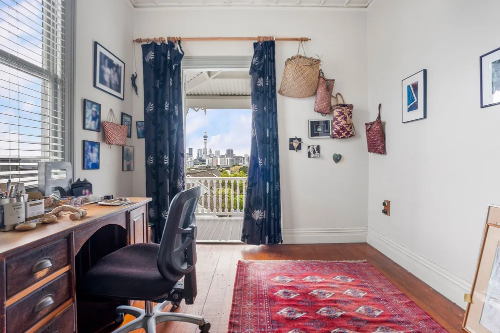 Photos of 8 Paget Street
