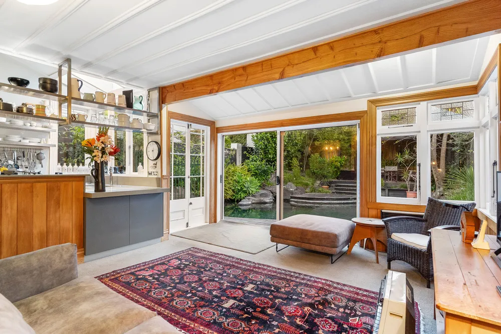 Photos of 8 Paget Street