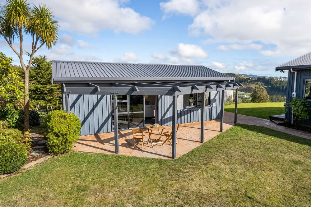 Photos of 75E Paremata Haywards Road