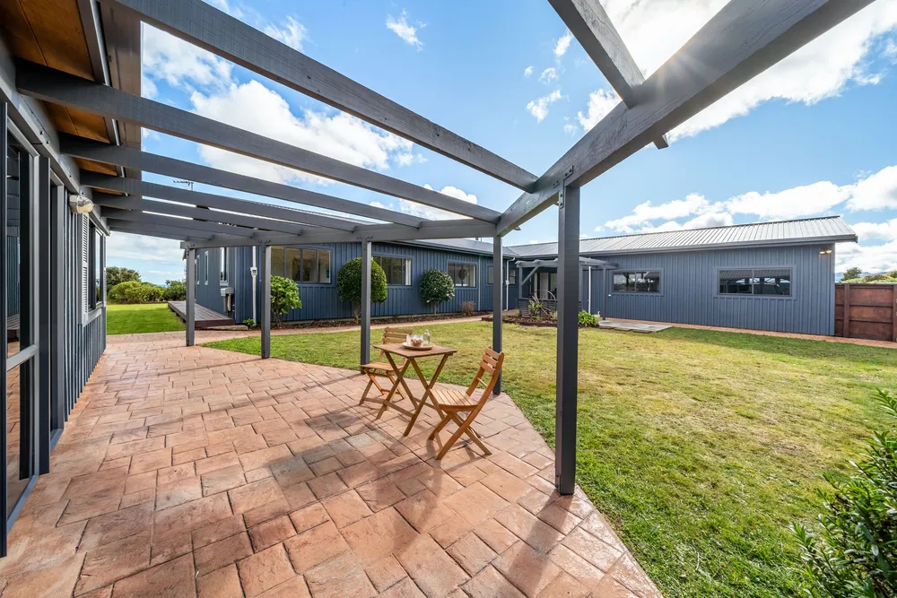 Photos of 75E Paremata Haywards Road