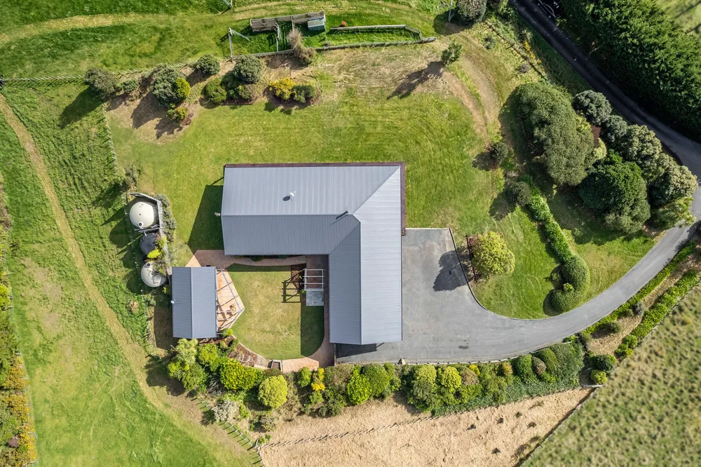 Photos of 75E Paremata Haywards Road