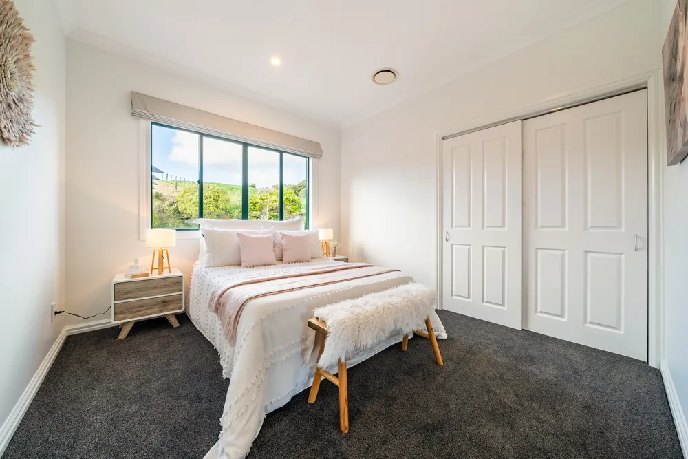 Photos of 75E Paremata Haywards Road
