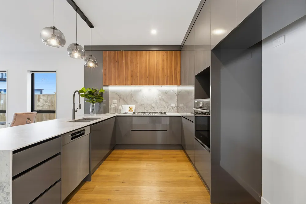 Photos of 31 Ascent Street