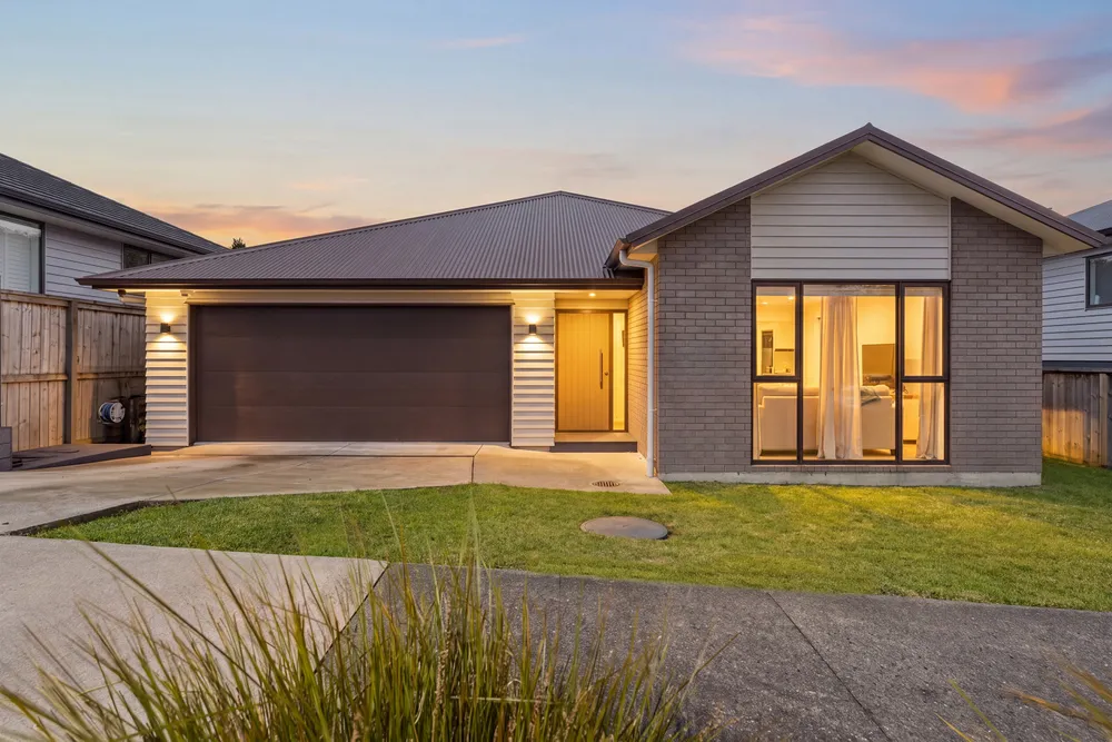 Photos of 10 Blatina Drive