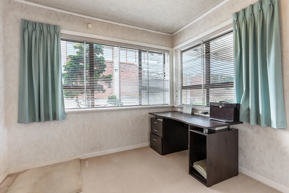 Photos of 40 White Swan Road