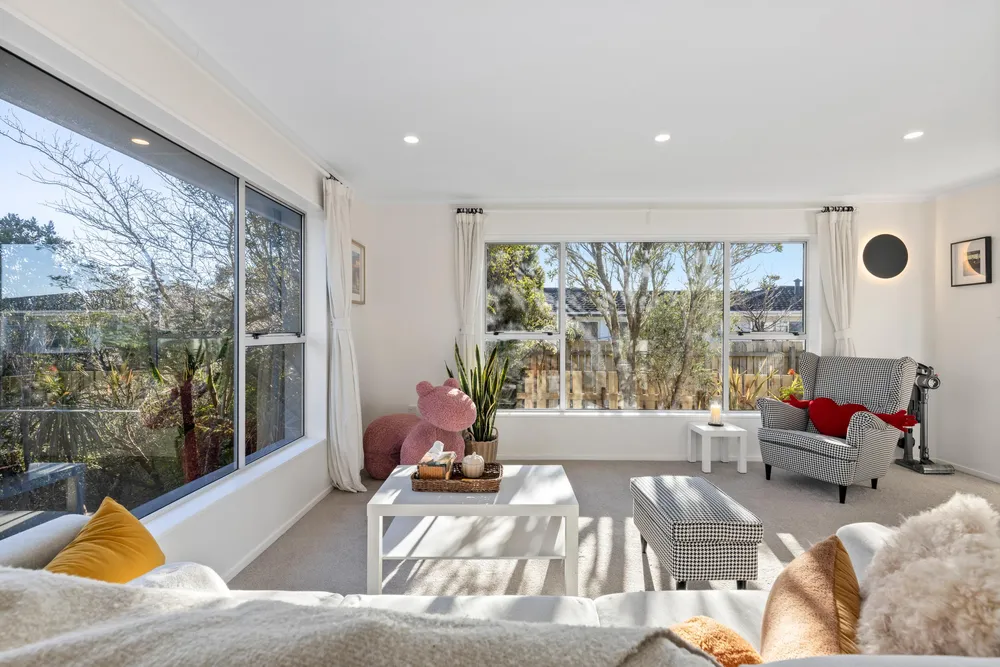 Photos of 21B Colchester Crescent