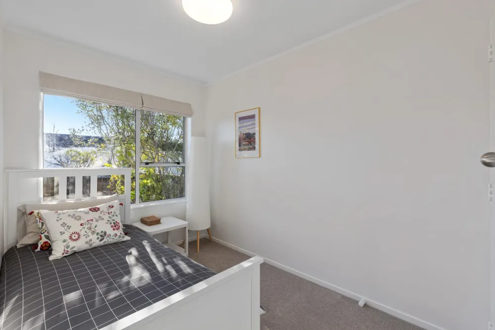 Photos of 21B Colchester Crescent