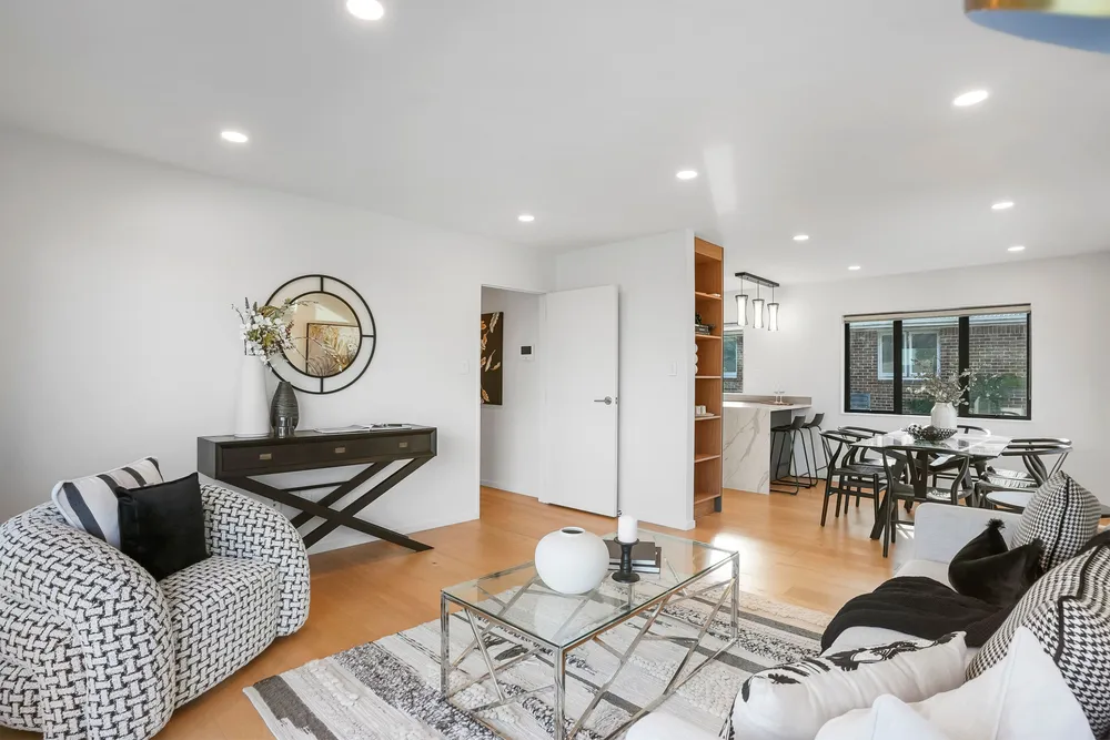 Photos of 34e Athens Road