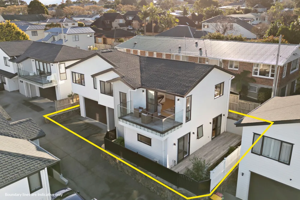 Photos of 34e Athens Road