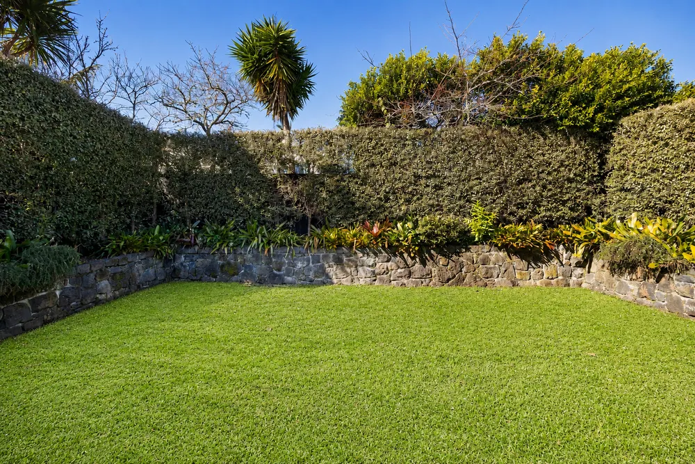 Photos of 10 Castle Street