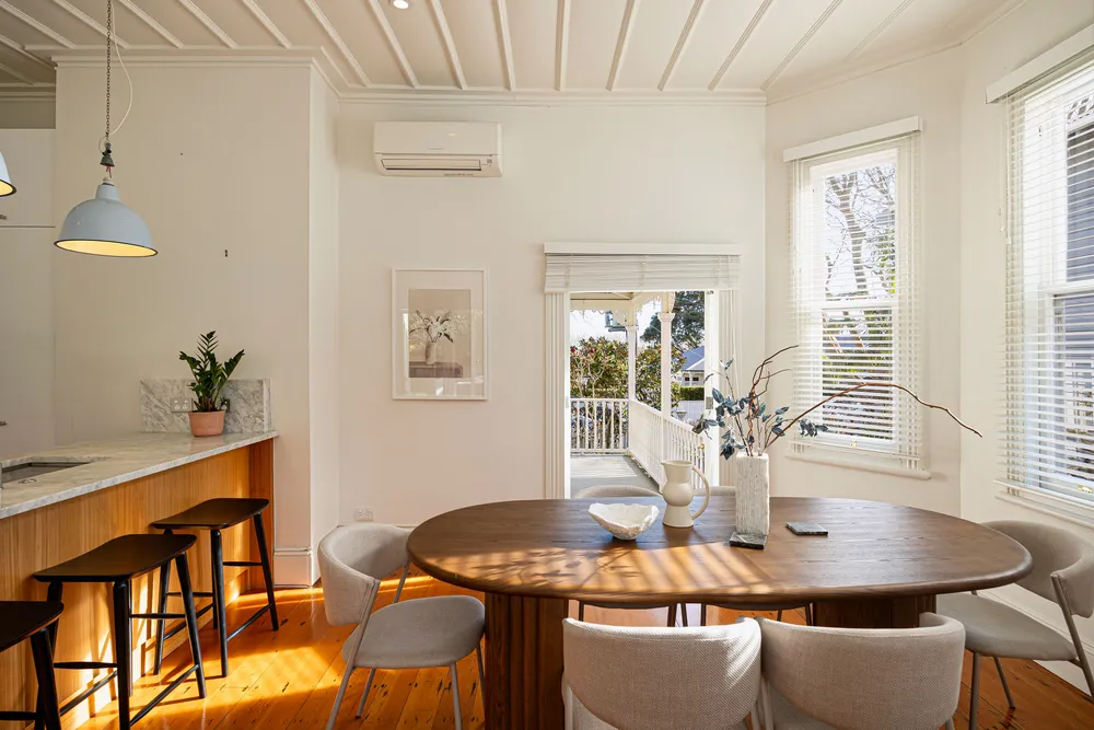 Photos of 10 Castle Street