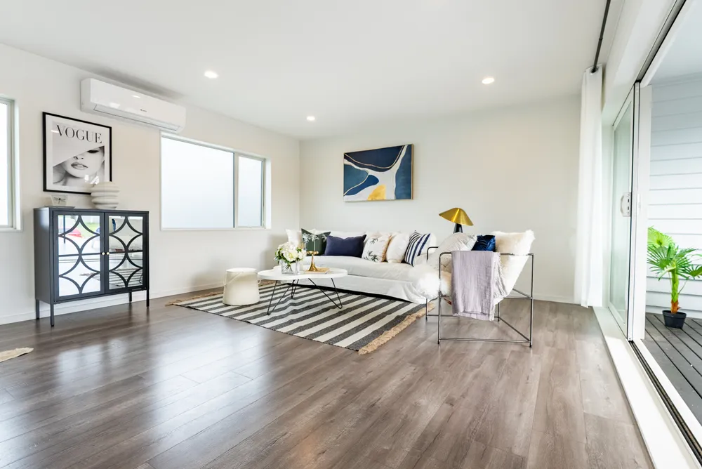 Photos of 39B Spring Street
