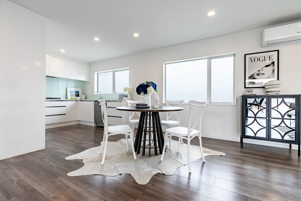 Photos of 39B Spring Street