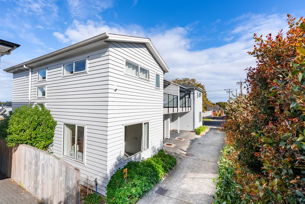 Photos of 39B Spring Street