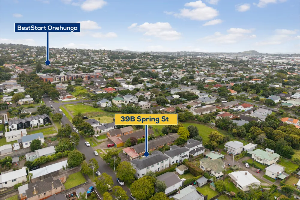 Photos of 39B Spring Street